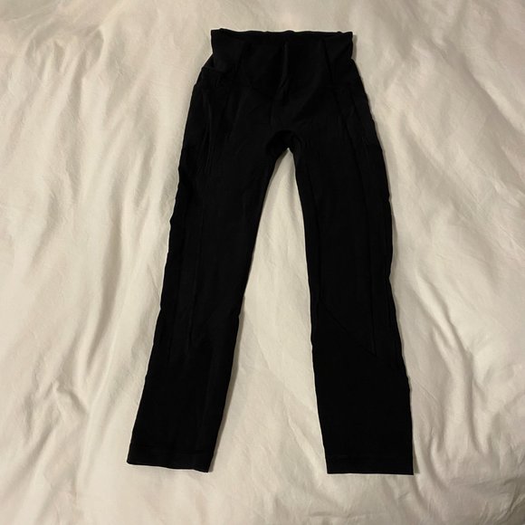 Lululemon Leggings Mid-Rise Crop Black - Picture 9 of 9